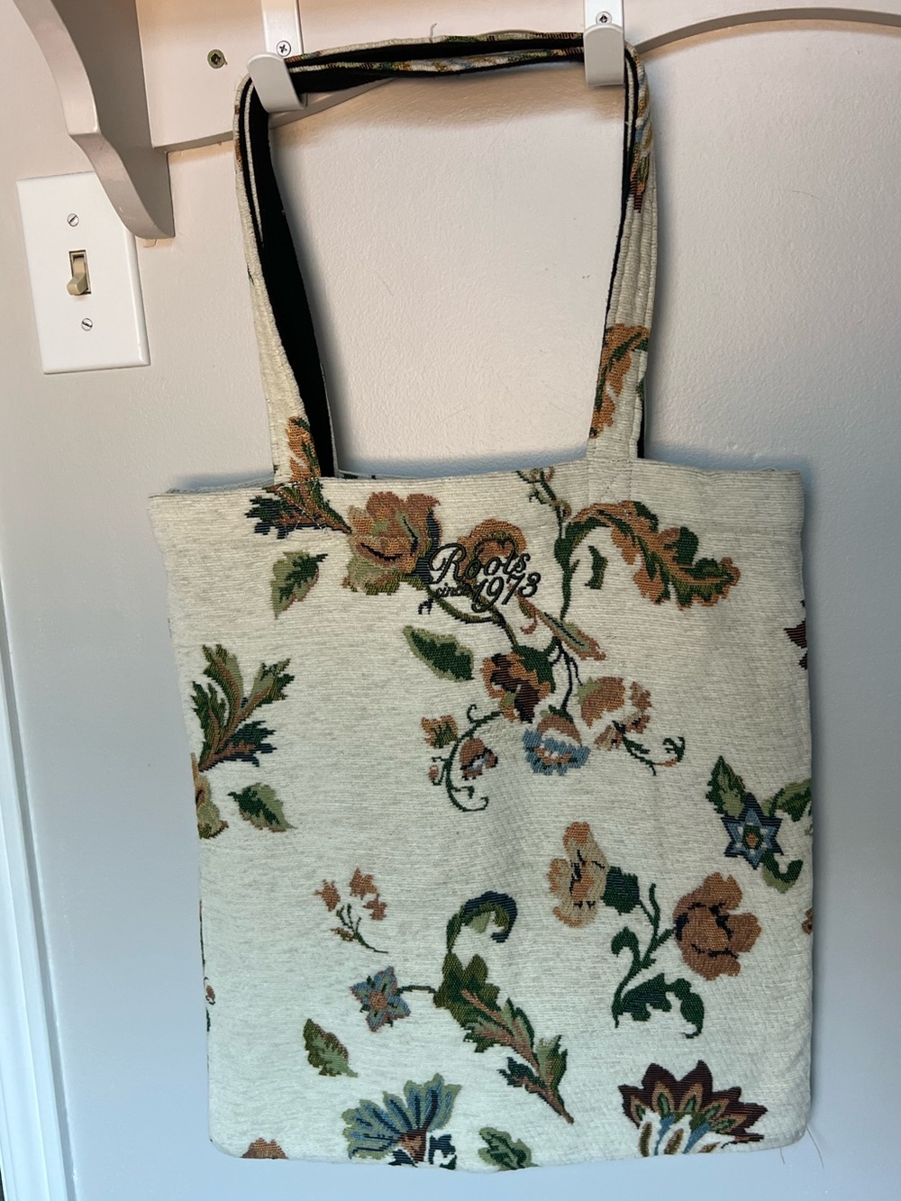 ROOTS | Jacquard Floral Tote